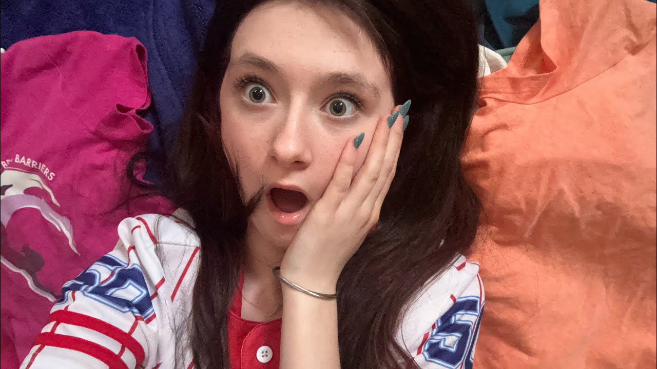 Organize and declutter my room and closet with me!! ✨💗😝