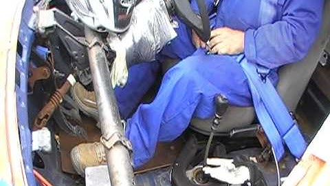 TRYING THE NEW 6 POINT HARNESS AT SWAFFHAM BANGERS 025