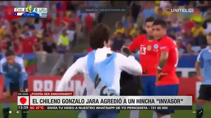 El chileno Gonzalo Jara agredi a un hincha "invasor"