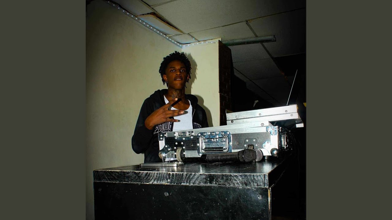 Watch HUT HUTREMIX (feat. Kstylis) on YouTube Watch HUT HUTREMIX (feat. Kstylis) on YouTube