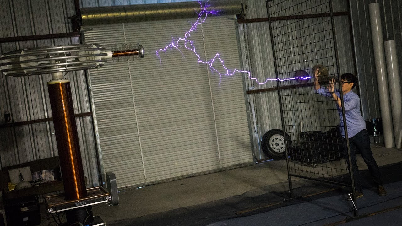 How Giant Tesla Coils Work With Arcattack Youtube 