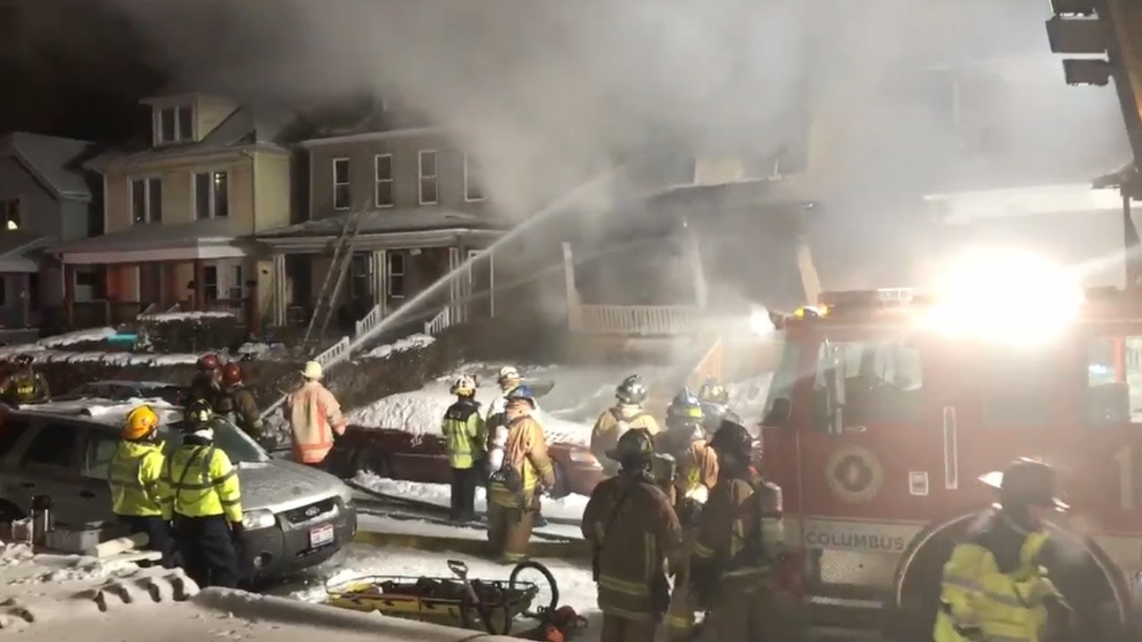Fire damages three homes in south Columbus - YouTube
