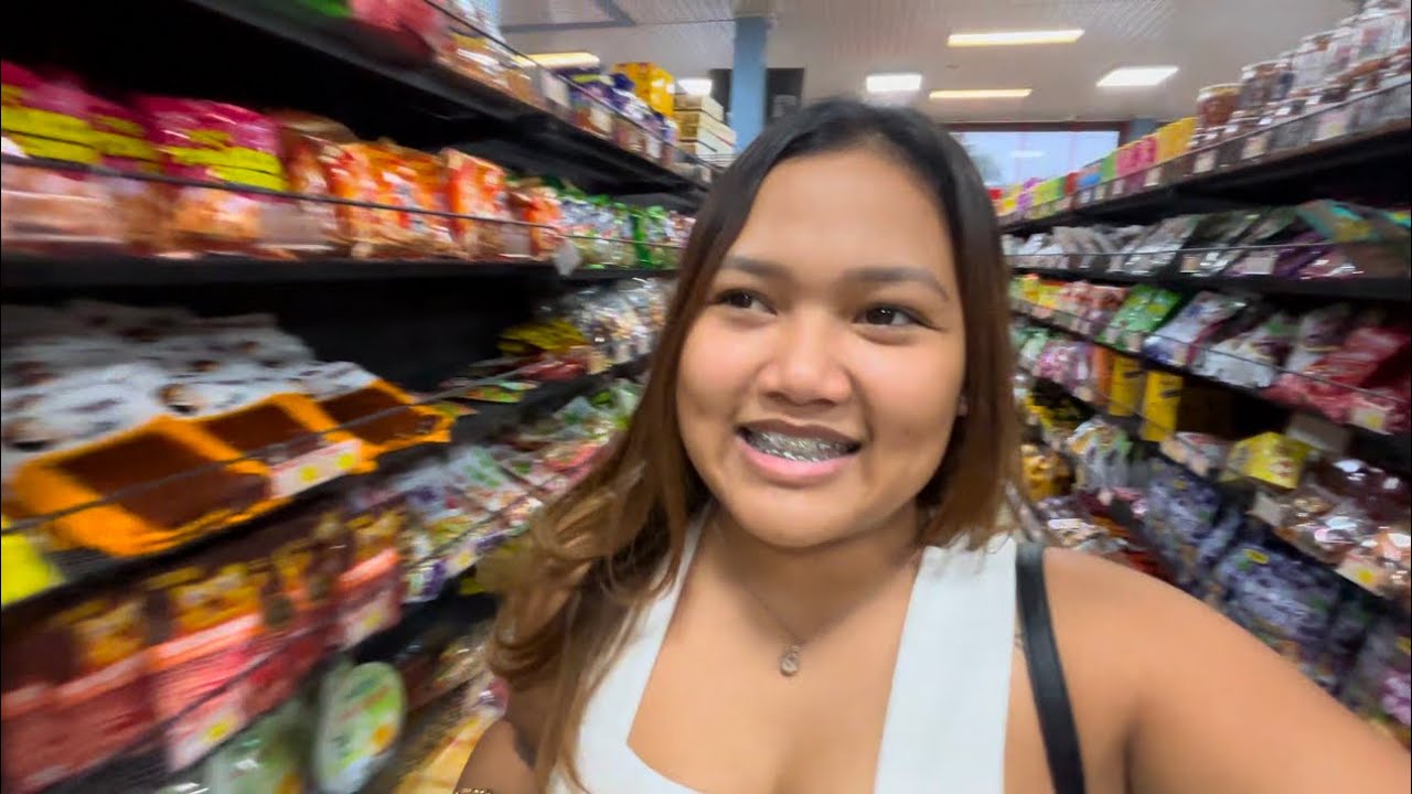 Vlog22. Chinees nieuwjaar🧧🥢 . Gezamenlijk wokken 🥟🥦Kimchi eten🤤 Tulip’s favoriete snack😍…