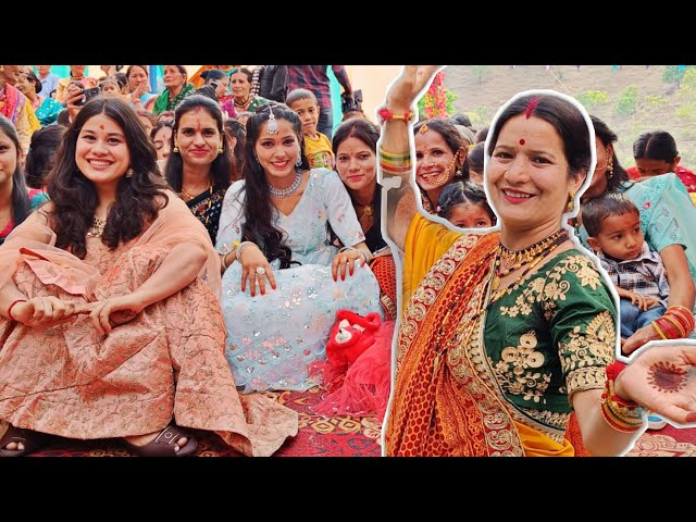 ललिता के महिला- संगीत में मम्मी का जबरदस्त डांँस 😍🔥 !! pahadi lifestyle vlogs || daily vlogs class=