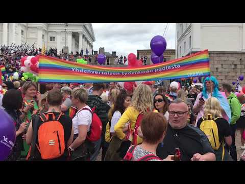 Marssimme yhdenvertaisen työelämän puolesta - Pride 2019