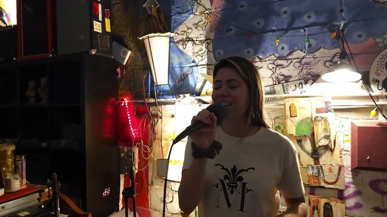 Smooth Retsina Glow Never conform official video