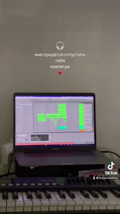 старая демка, которая лежит уже два года