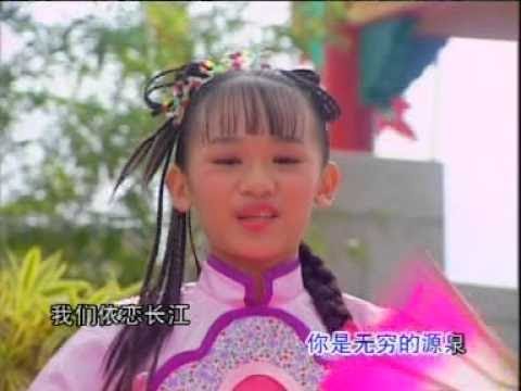 Tonton [林亮君] 长江之歌 -- 小鸟唱出了黎明 (Official MV) di YouTube
