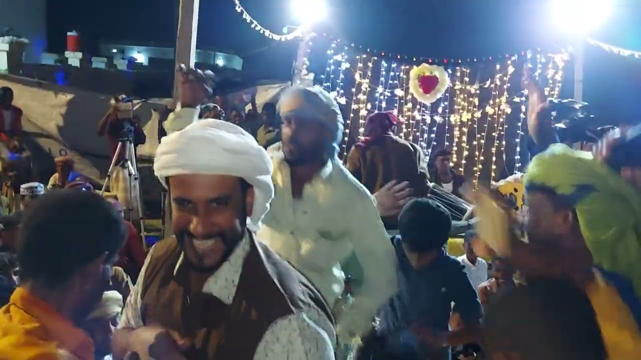 توفيق نهيان صوت العريس عوض العوبثاني ف ضبوت 👏👏👏👏