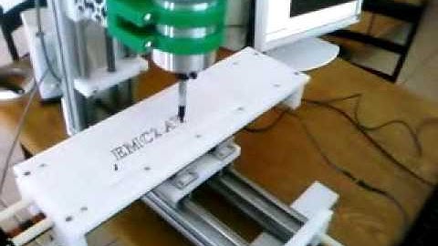 cnc mill first test cut / print linux emc2 router PROTOTYPE