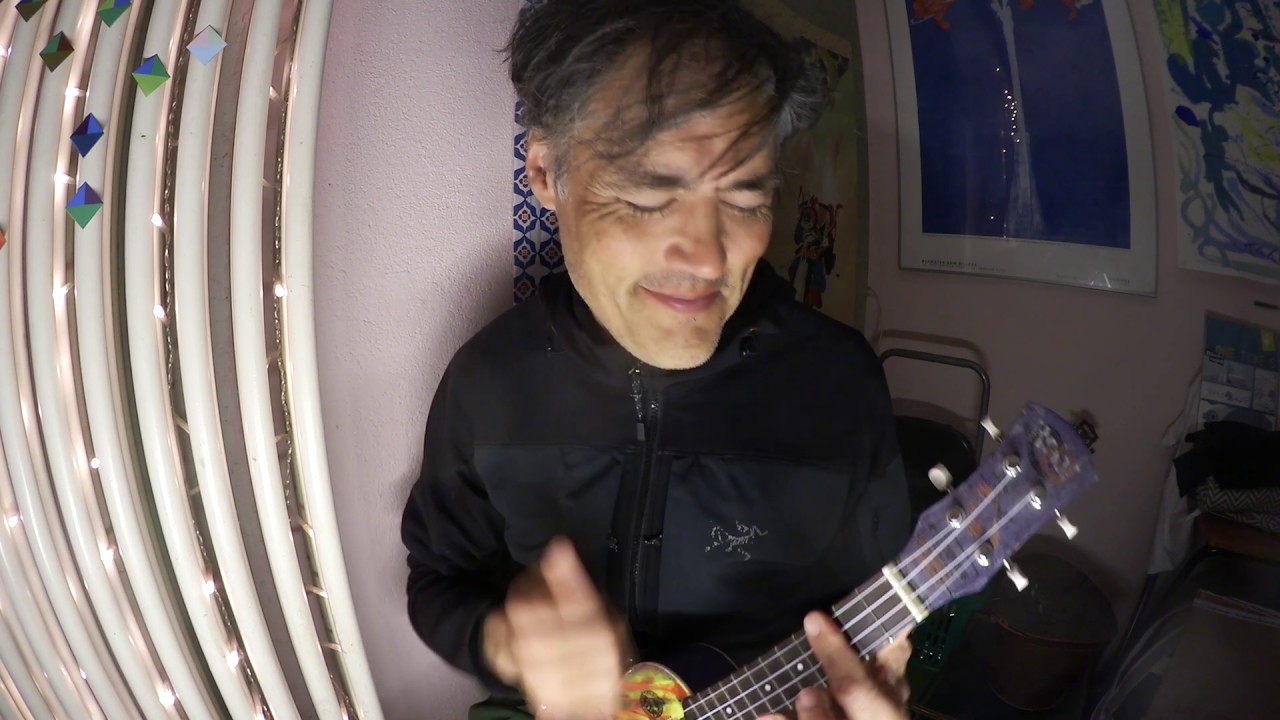 BATH (Harry Nilsson) Ukulele Late-Night Cover - YouTube