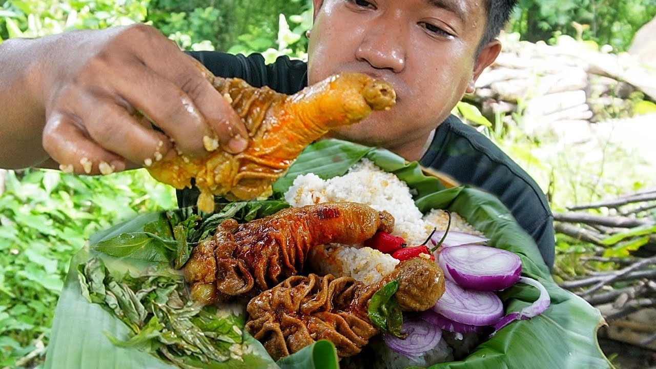 Eating spicy mutton chustaa | mutton innards | unique meat