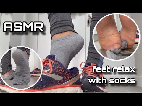 ASMR after jogging I finally take off my shoes and relax my feet.