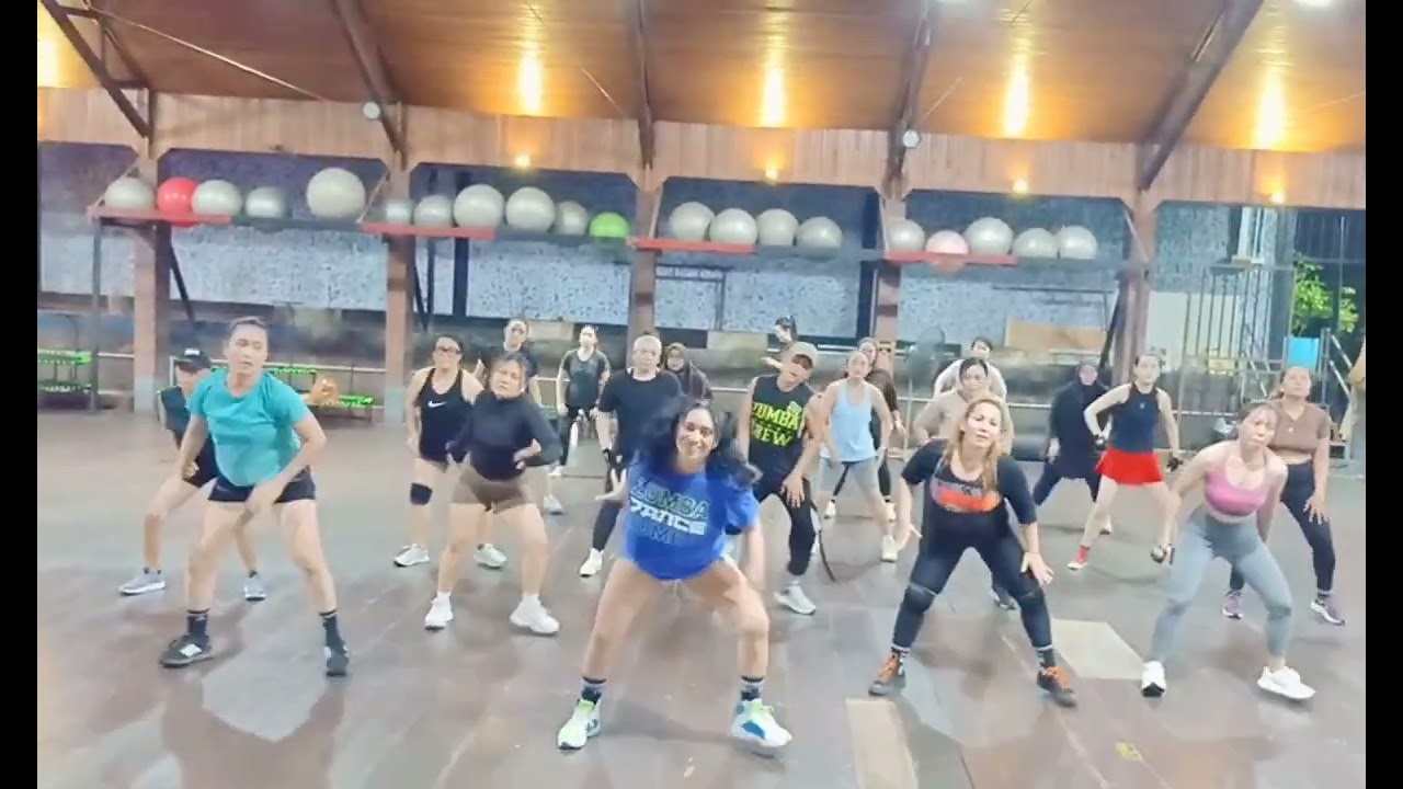 MY WAY / AMAYDA ft T.Y / ZUMBA / ZIN DEWI M #zumbaindonesia