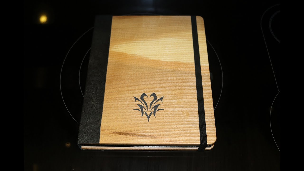 Buchcover / Buchumschlag / Schutzumschlag aus Esche
