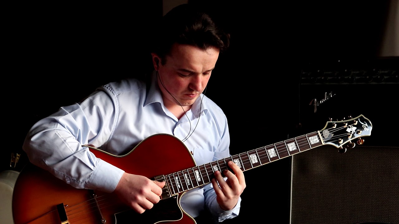 Julie London - It Never Entered My Mind (1955) cover