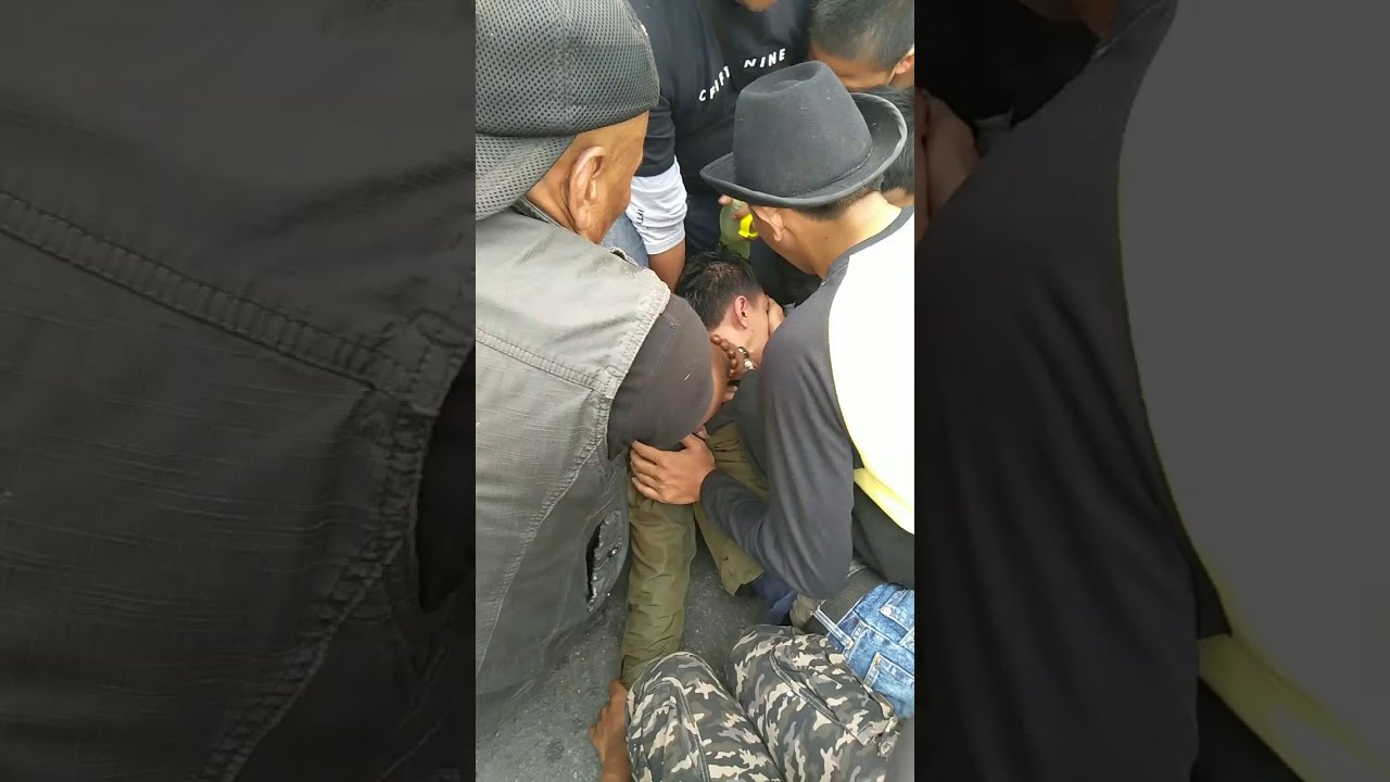 Sasapian Karnaval lembang agustus 2019 kesurupan main sapi,subscribe ya jgn lupa,ajag