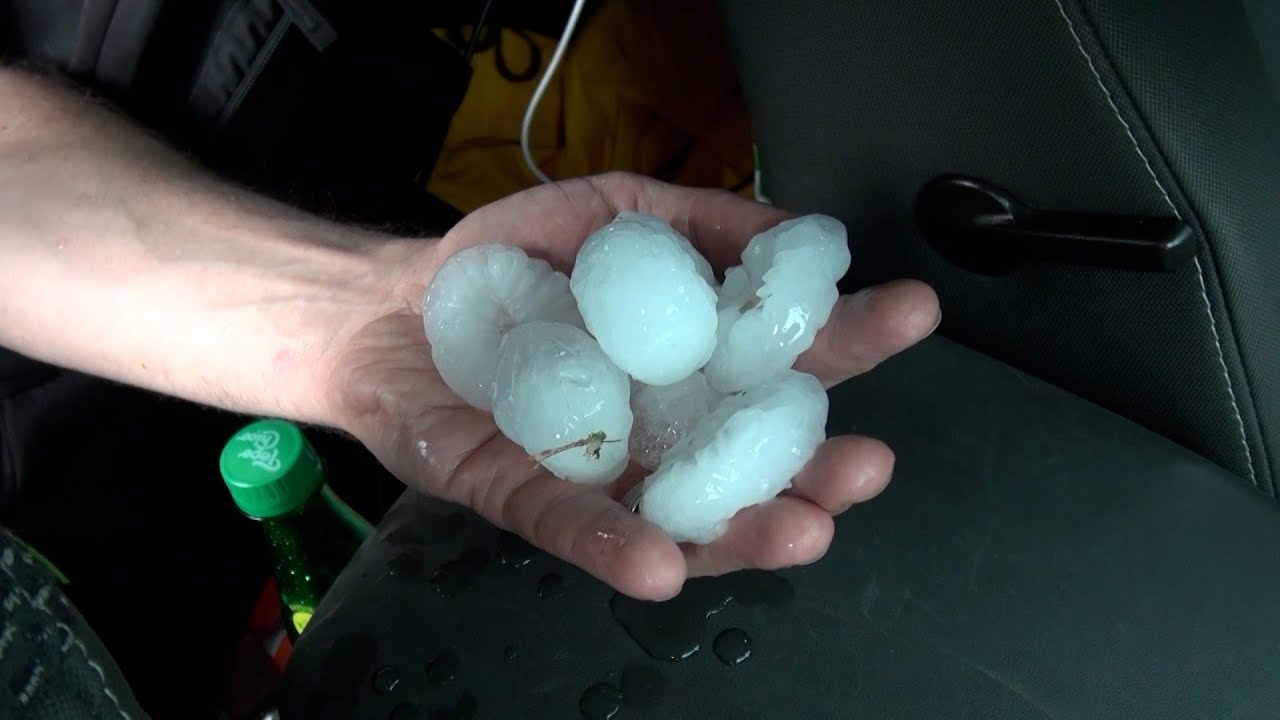 Supercell Thunderstorm with large Hail Hits The Amarillo Texas Area