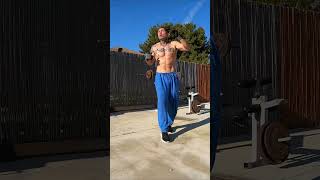 ADVANCED BURPEES #burpeemaster #bedifferent #burpees #mosescuevas #faith #health #allglorytogod