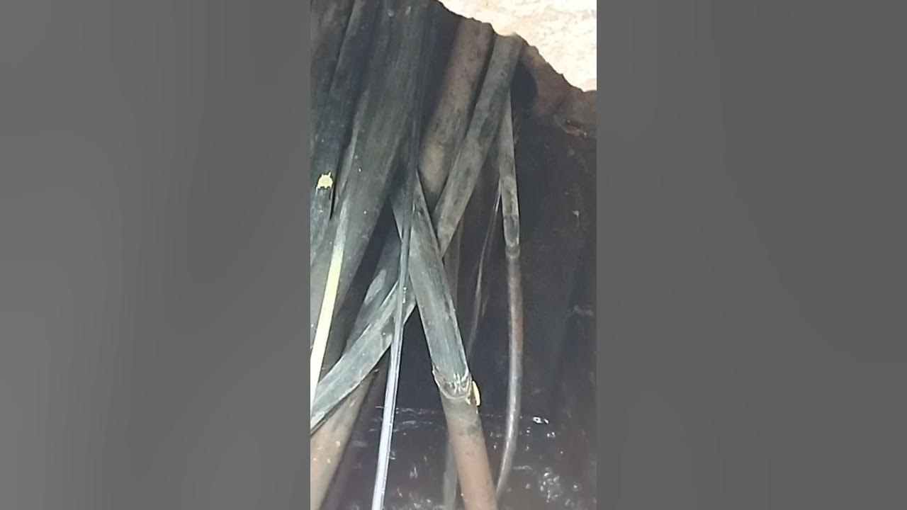 Вода в колодце связи. откуда? 6 часов откачки без толку. - YouTube