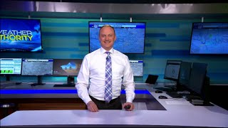 Wind, temperature swings, and rain chances for San Antonio (Nighttime Update: 3/27/23)