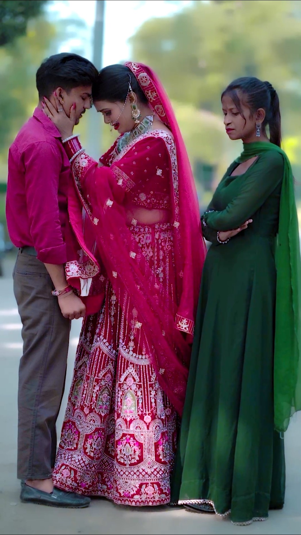 Khud se bhi jada chaha tha tumhe
