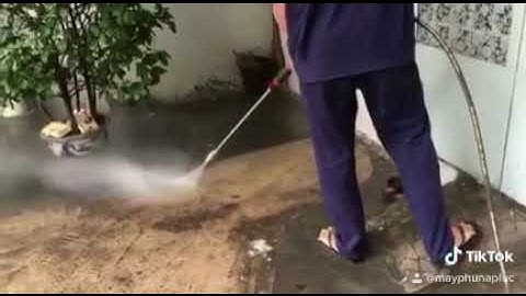 Máy xịt rêu áp lực cao Hotline 0907274444