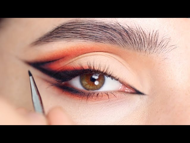 HOW TO: FLAME EYELINER | Hindash