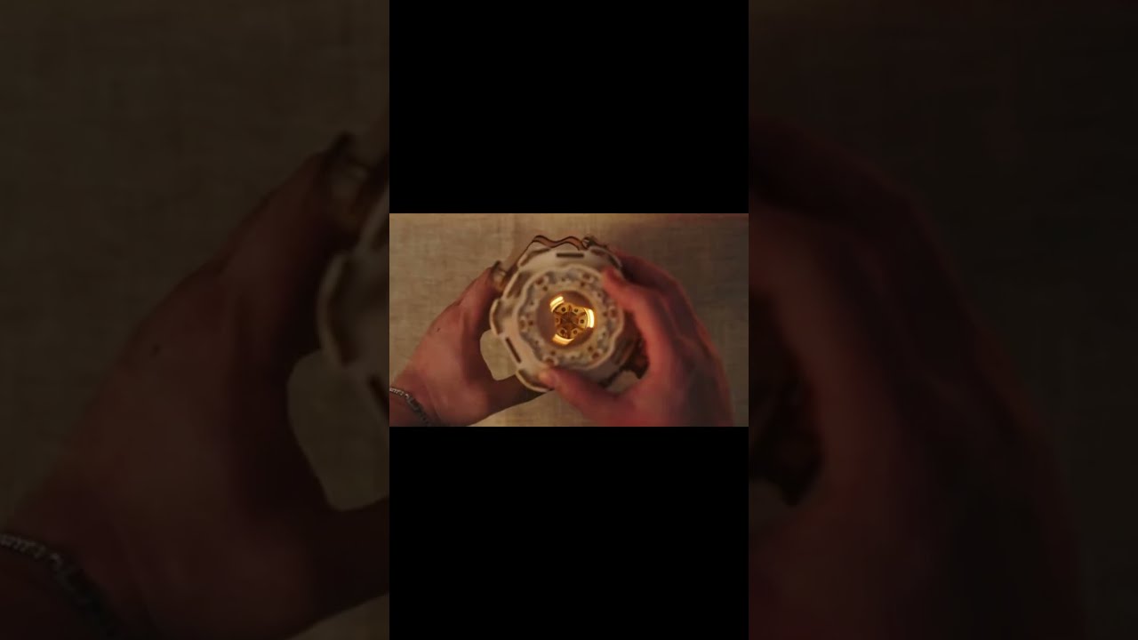 Love the vintage style of this Victorian Lantern so much!