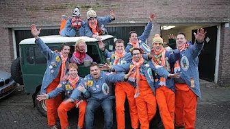 Ferry van de Zaande & Veul Gère - De Gròzzie van Mèn Buurvrouw (Derin, deruit) - Carnaval 2014 Ferry van de Zaande & Veul Gère - De Gròzzie van Mèn Buurvrouw (Derin, deruit) - Carnaval 2014