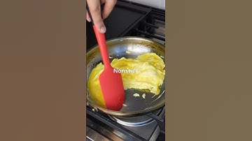 How to cook eggs on stainless steel