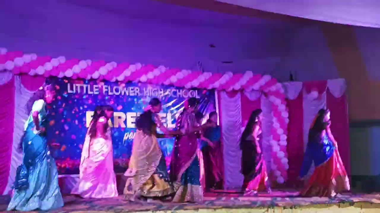 9th A girls performance in farewell party🎉🥳