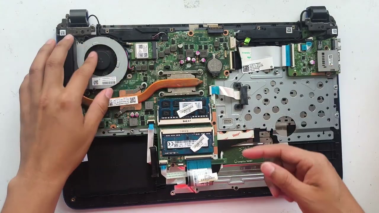 How to open/disassemble HP Pavilion 15-ab111la laptop - YouTube