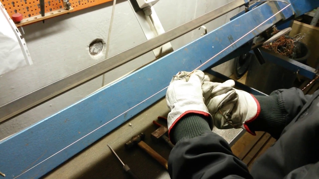 come nasce una corda di pianoforte