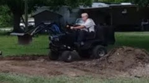 Homemade Residential Front End Loader on a Garden Tractor / Mower