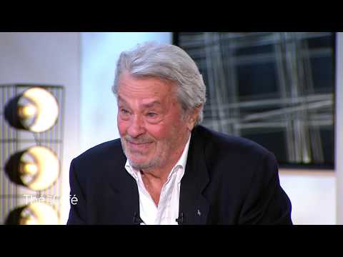 EXTRAIT - Alain Delon parle de sa relation intime avec Simone Signoret - Thé ou Café 24/11/2018