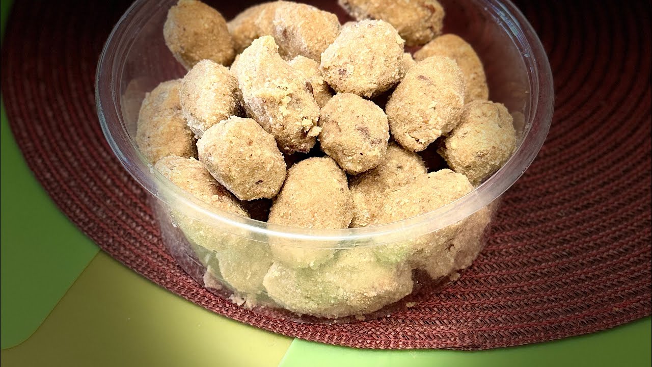 Hand Made Gond Laddu😋 