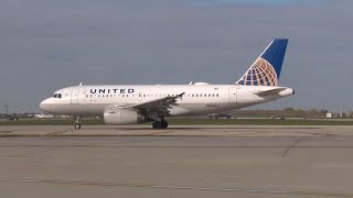 United Airlines reportedly discussing merger with American Airlines, report says