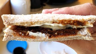 Marmite Subsute & Dairylea Cheese Spread Sandwich Food Review