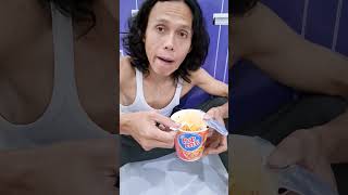 Mie Punya Mama Dimakan Ayah