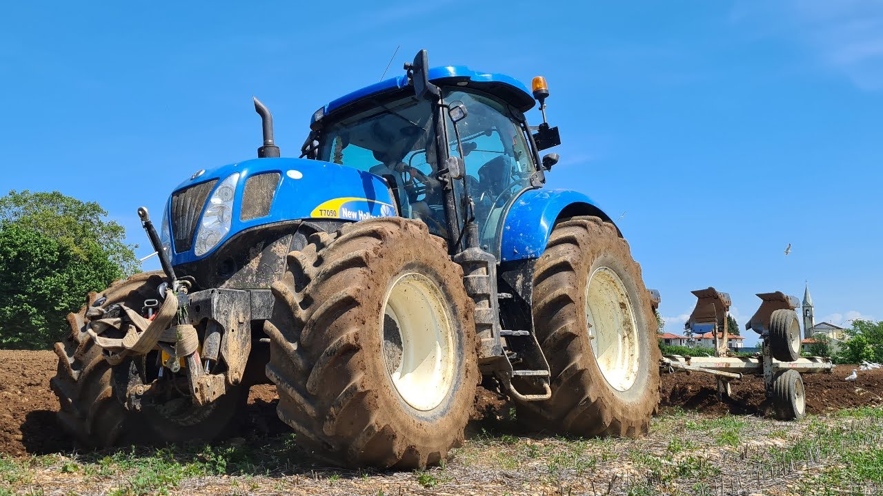 CAB VIEW | New Holland T7050 & Ermo quadrivomere | Aratura [POV][FHD]