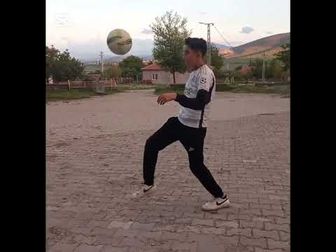 HAREKETLER NASIL OLMUŞ SİZCE #viralvideo#futbol#football#kesfeteyyiz#keşfetedüş#ronaldo#messi#cr7#