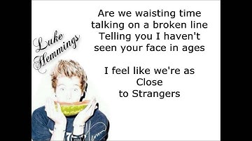 5SOS - Close As Strangers (Lyrics Video)