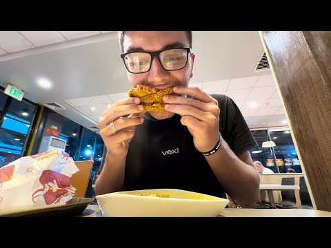 Ochutnal Jsem Nejznámější Fastfood na Filipínách 🇵🇭