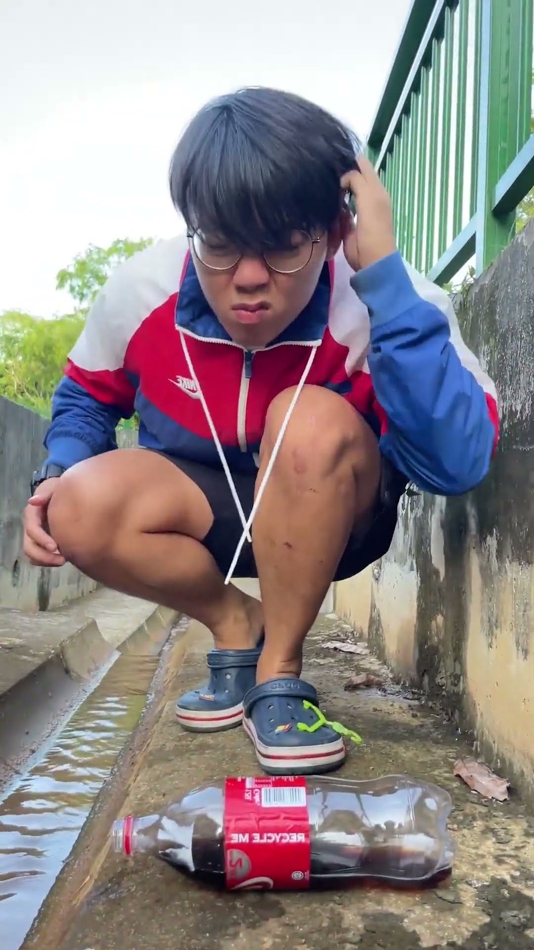 Drinking COKE From Friend Be Like... #shorts #mingweirocks