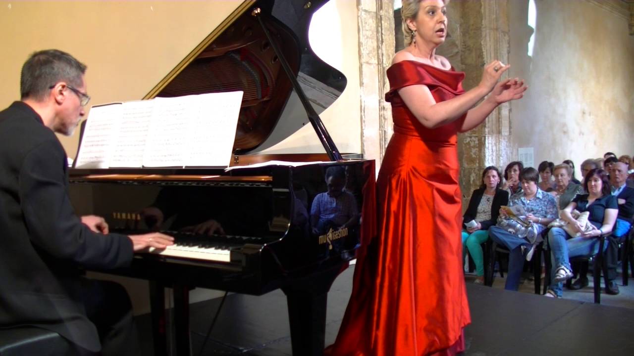 Mandoline Claude Debussy (Lola Casariego / Aurelio Viribay) YouTube