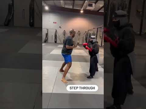 Best Head movement drill! must watch for boxers! - YouTube