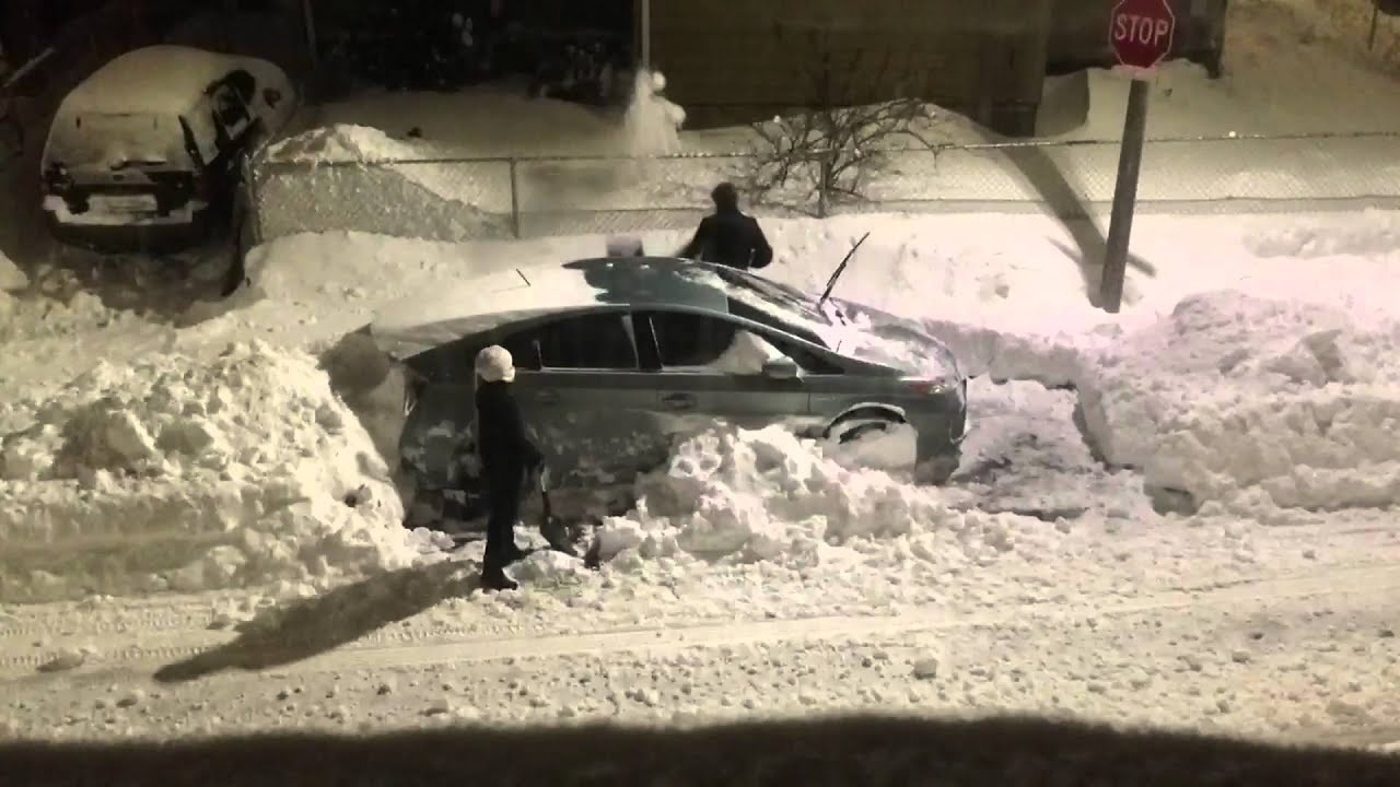 Timelapse: Digging out from Winter Storm Juno - YouTube
