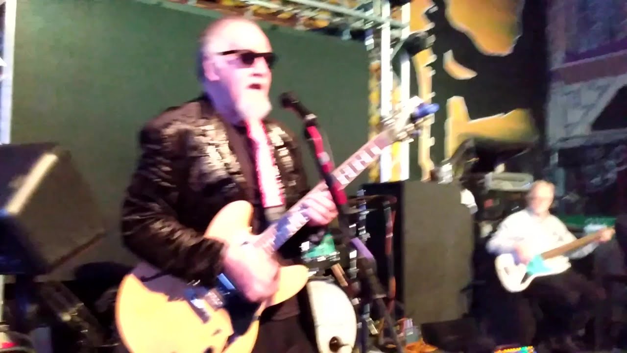 2024/4/12 8:05pm - St Paul's www.bluessaloon.org - 