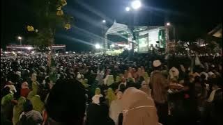 Sumowono bersholawat gandrung nabi di alun alun sumowono